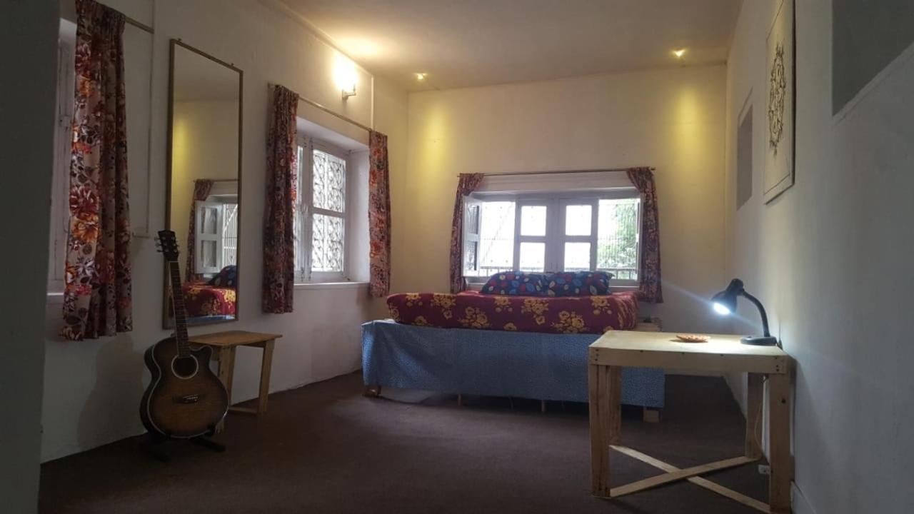 Laughing Buddha Guest House & Villa 카트만두 외부 사진