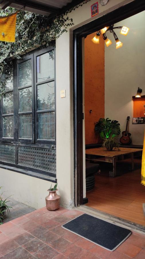 Laughing Buddha Guest House & Villa 카트만두 외부 사진